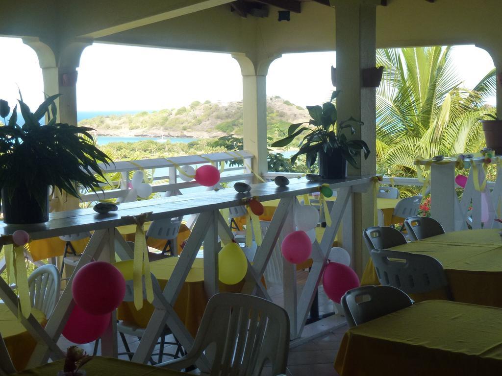 Inn La Galleria Five Islands Village Esterno foto