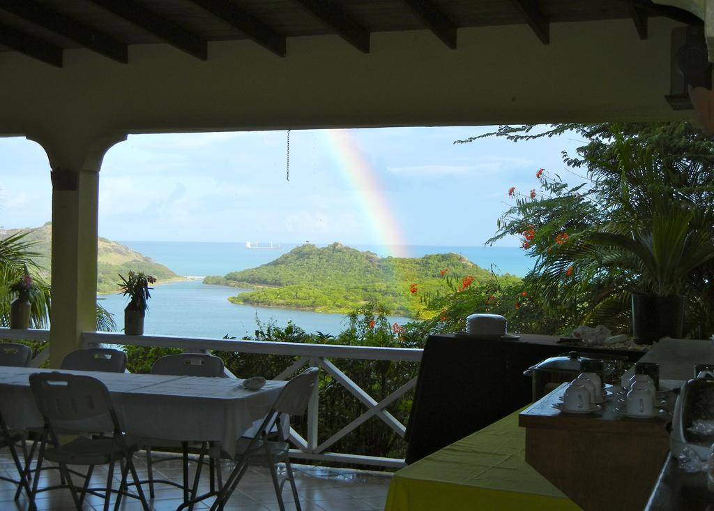 Inn La Galleria Five Islands Village Esterno foto